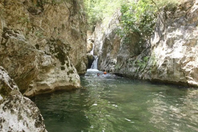 Doğa tutkunları Yenişehir'de Cennet Kanyonu'nda buluşuyor