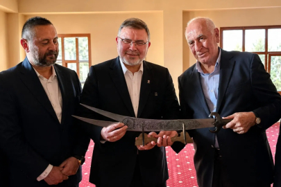 İzmir Karşıyaka'da Muharrem Lokması buluşması