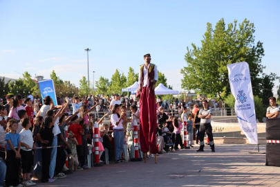 Konya Selçuklu’da çocuklara “Yaza Merhaba Karne Şenliği”