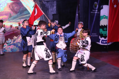Bursa İnegöl'de Halk Dansları Topluluğu'ndan yaza merhaba