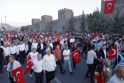 Kayseri Büyükşehir'den 15 Temmuz mesaisi