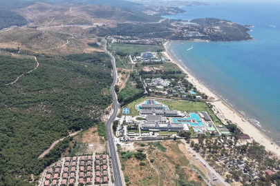 İzmir'de Pamucak yolu baştan sona yenilendi