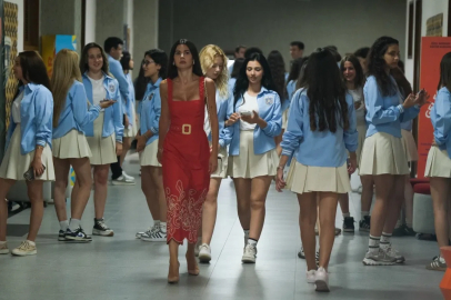 Ekranın yeni divası Şebnem Akkaya
